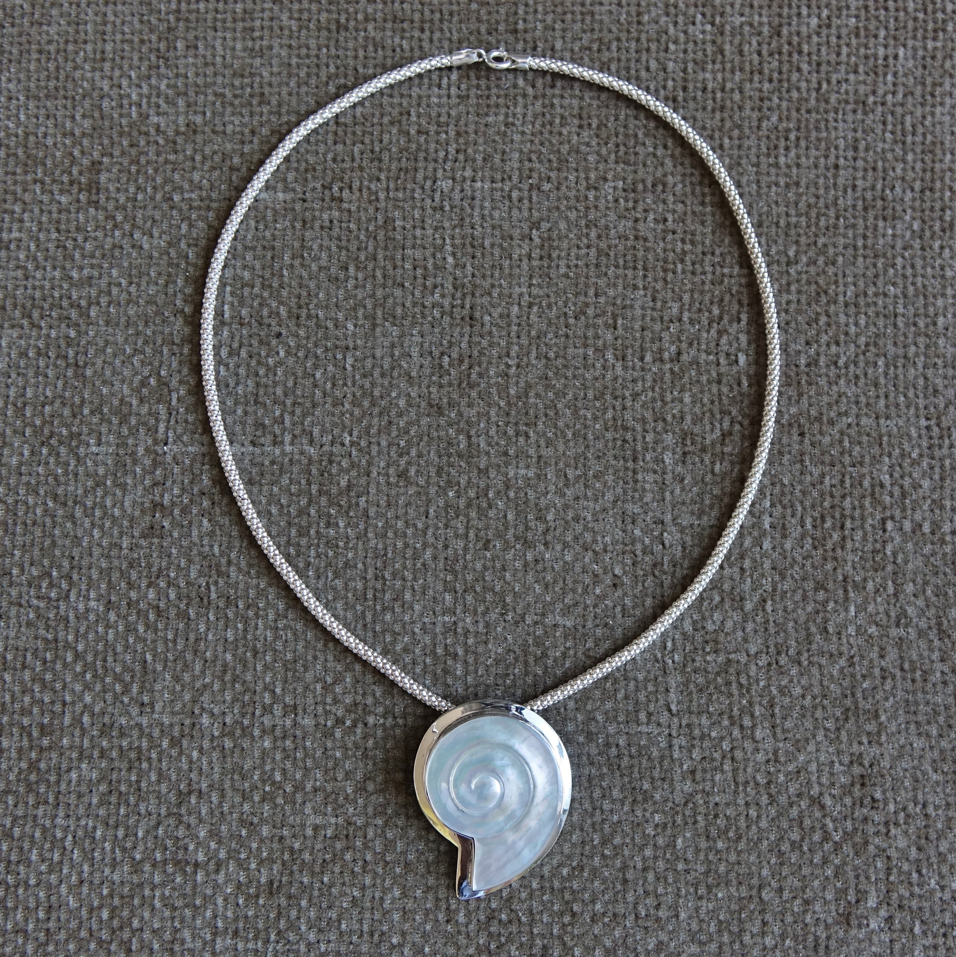 Halskette Perlmutt-Spirale